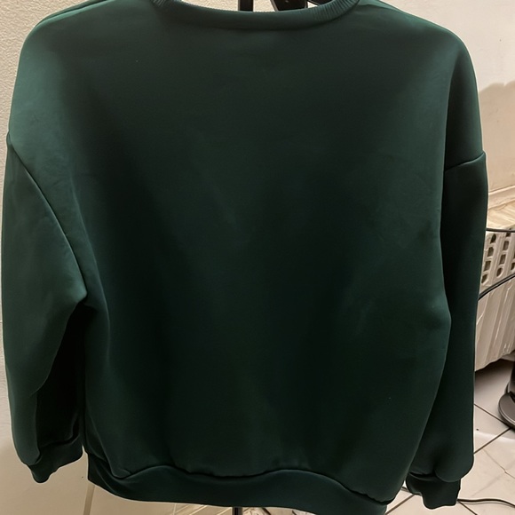 Green round neck sweater - Picture 3 of 3